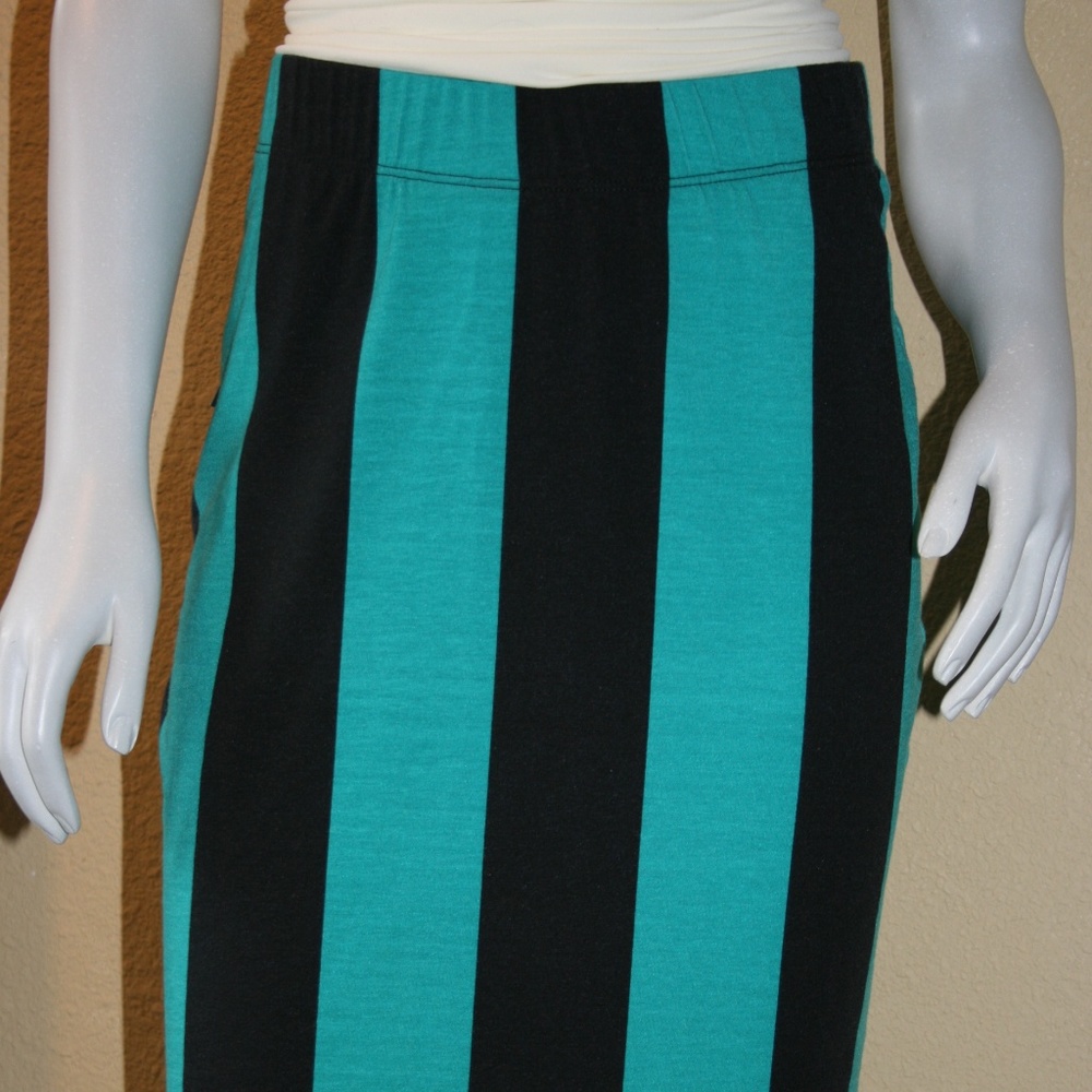 H&L Pencil skirt XL NWT